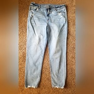 American Eagle Mom Jeans